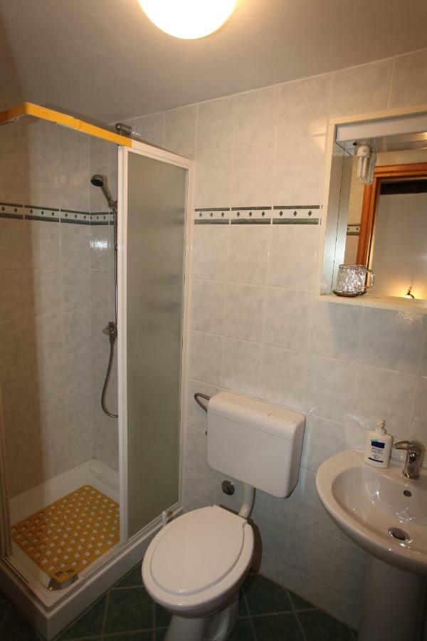 Accommodation Lily Vrana  Exterior foto